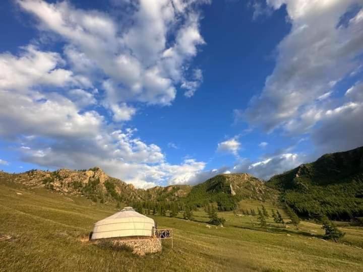 מלון Bayan Bulagiin Hural Apache Eco Camp, Terelj Nationalpark Mongolia מראה חיצוני תמונה